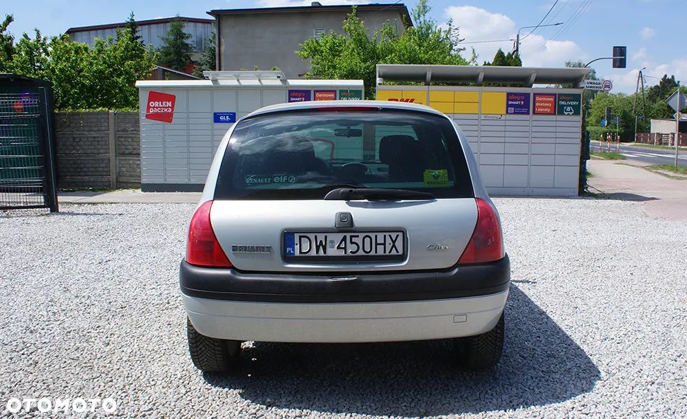 Renault Clio 1.4 RT - 4
