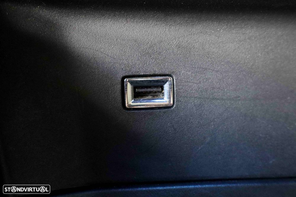 Peugeot 3008 1.5 BlueHDi Allure - 32