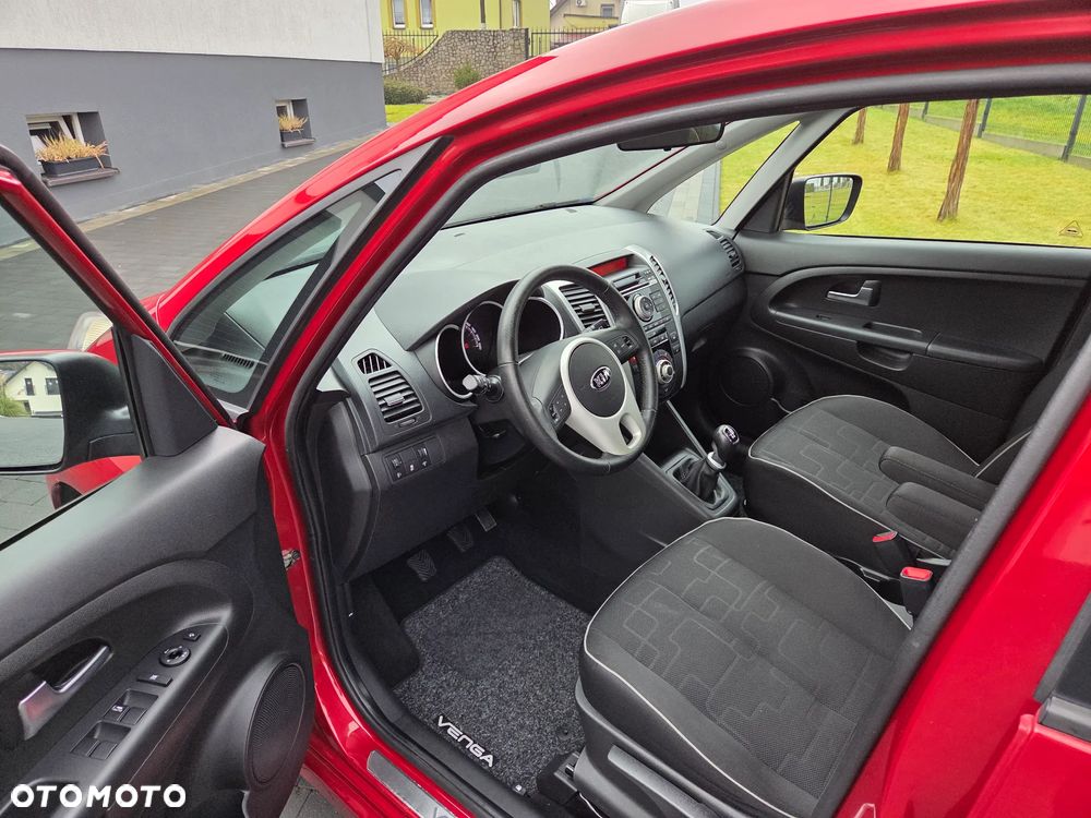 Kia Venga 1.4 CVVT Business Line - 8