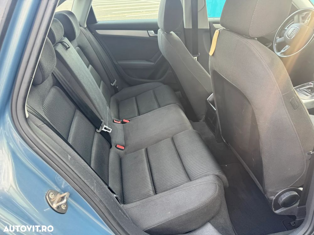 Audi A4 2.0 TDI B8 - 26