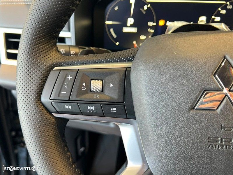 Mitsubishi Outlander 2.4 PHEV Sport Edition - 28