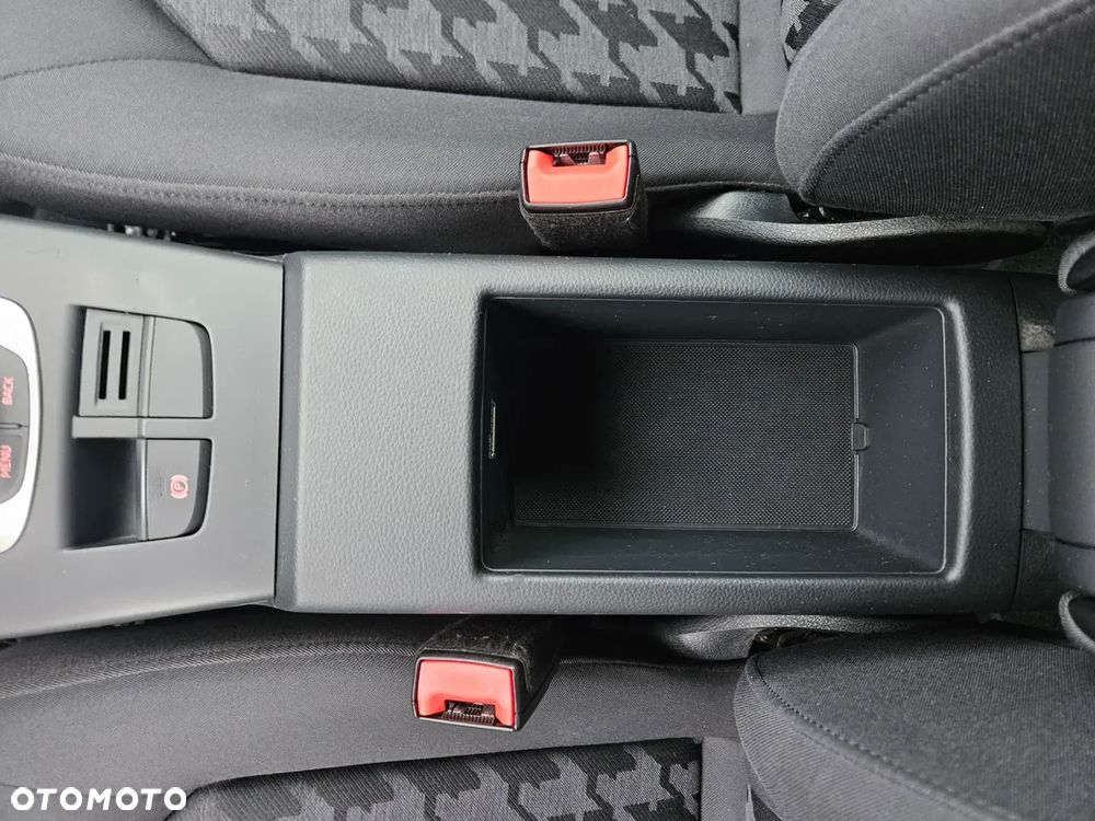 Audi A3 Sportback 2.0 TDI (clean diesel) Attraction - 24