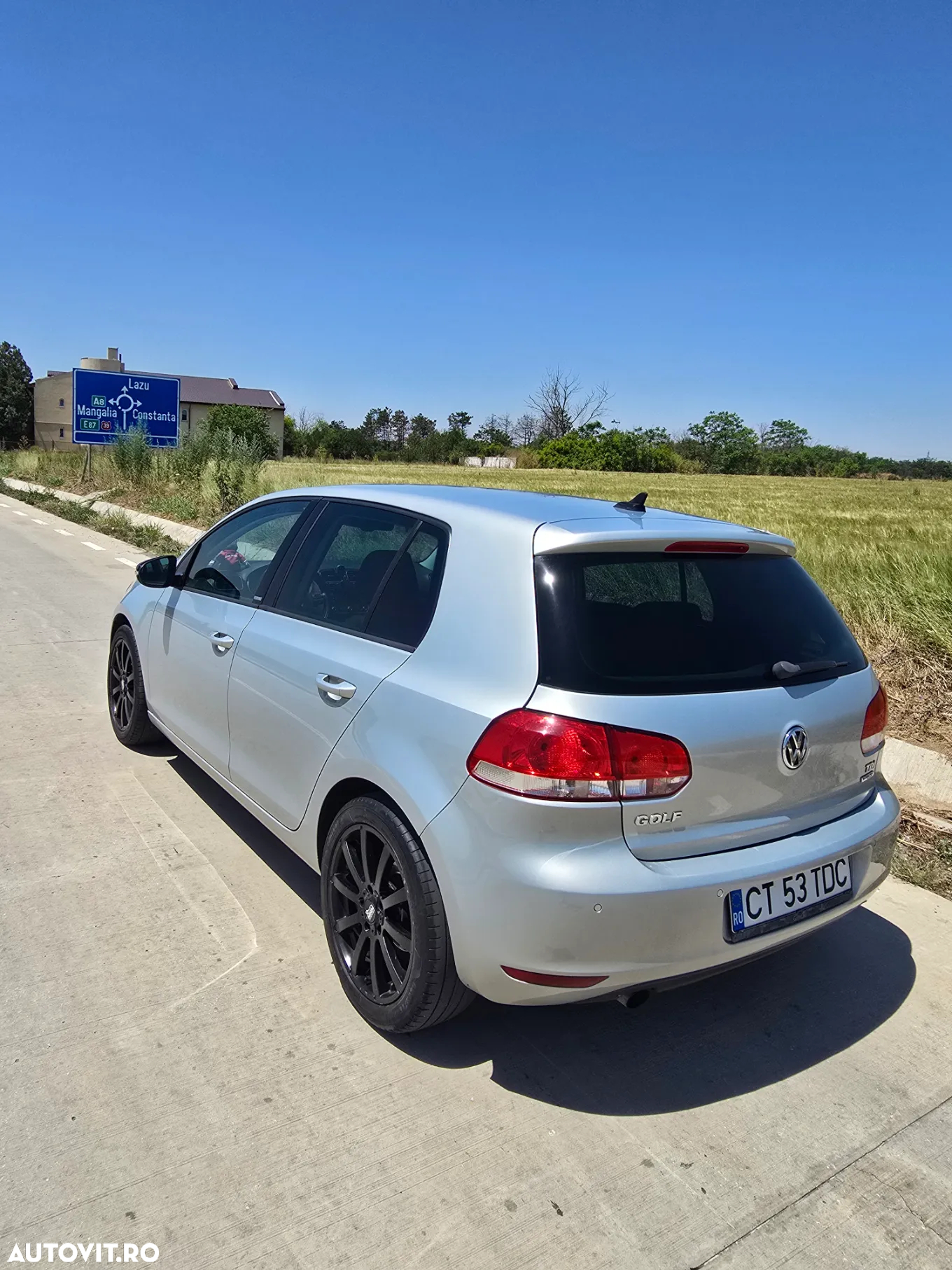 Volkswagen Golf 1.6 TDI DPF BlueMotion Technology Style - 4