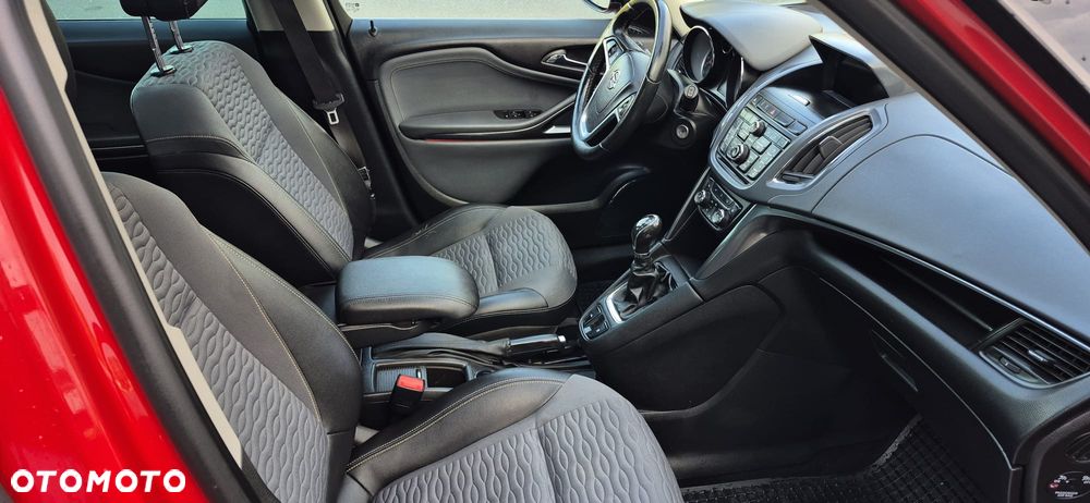 Opel Zafira - 8