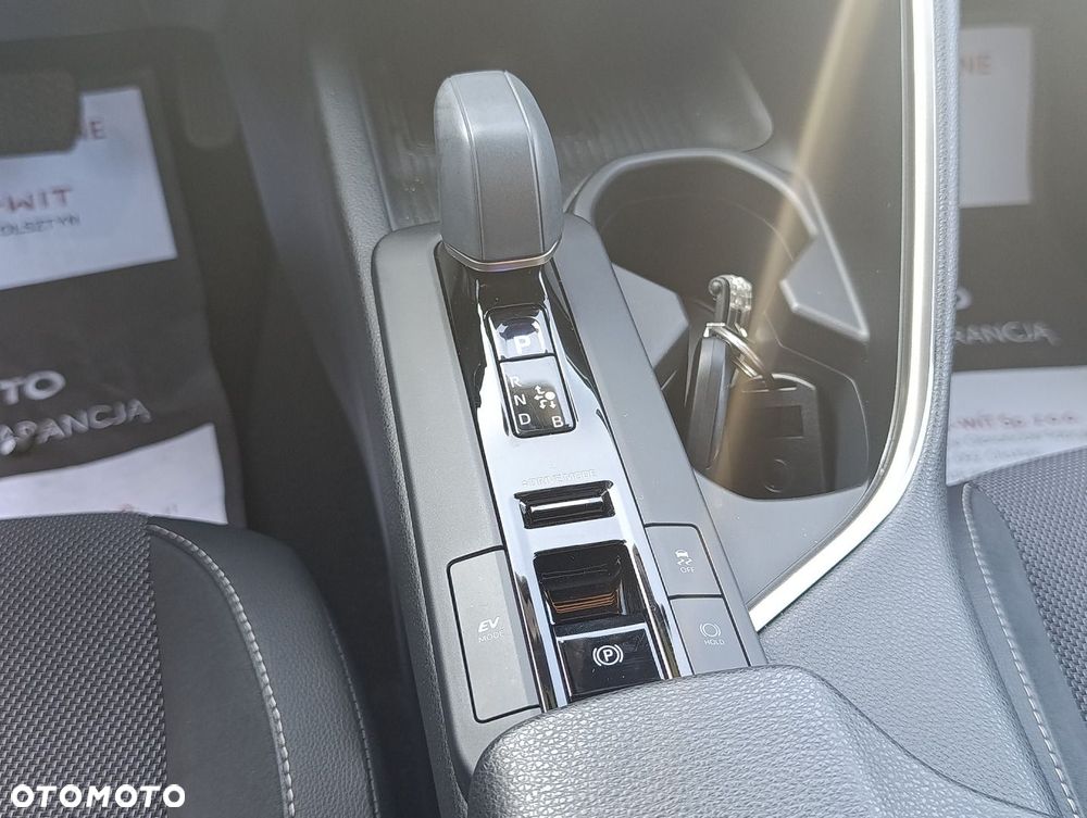 Toyota C-HR 1.8 Hybrid Executive - 32