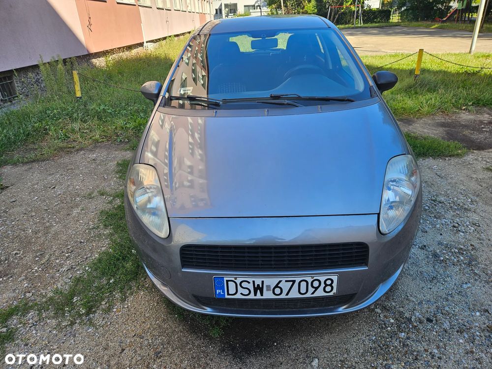 Fiat Grande Punto 1.4 8V Emotion - 1