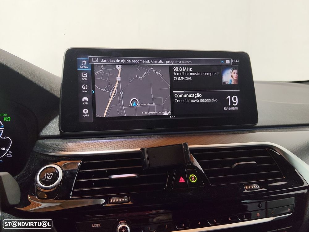 BMW 530 e Pack Desportivo M - 11