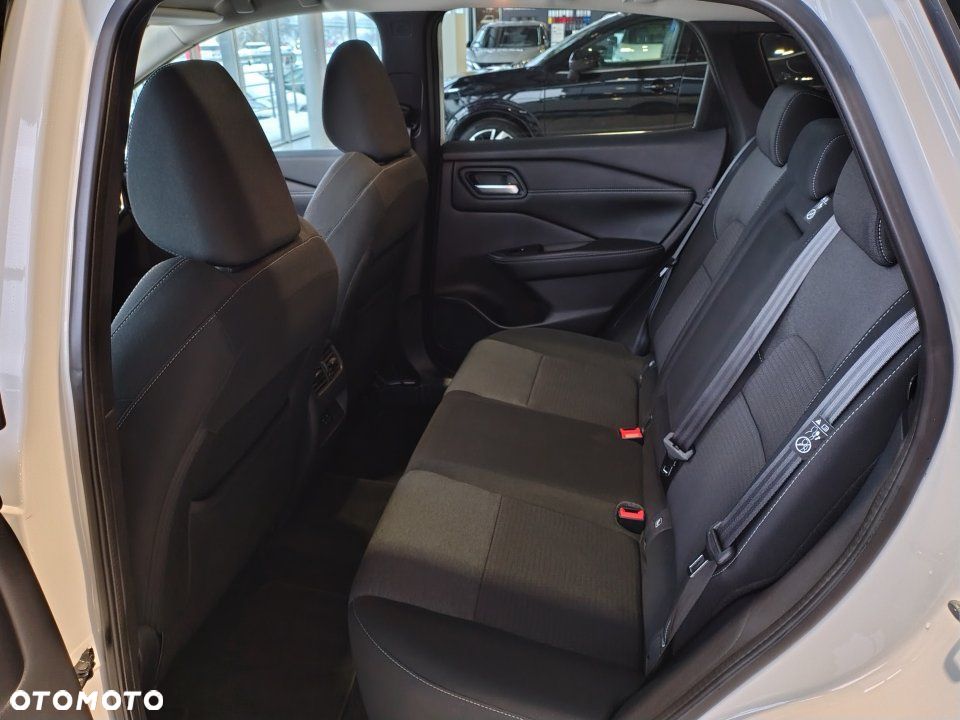 Nissan Qashqai - 10