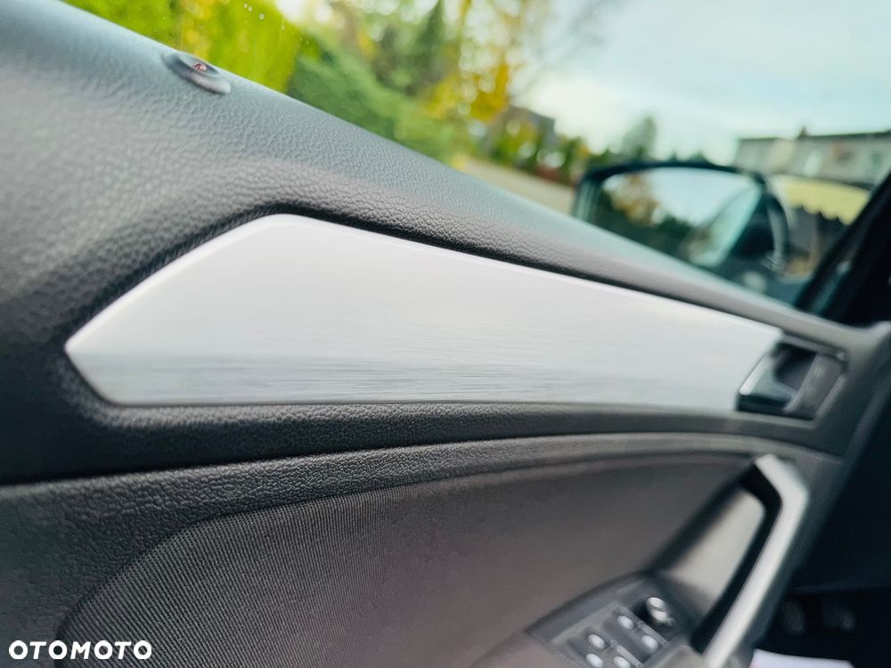 Volkswagen Tiguan 1.4 TSI Sport&Style - 38