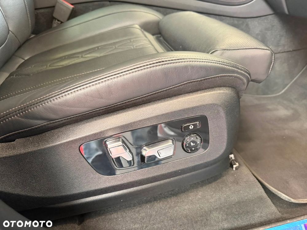 BMW X7 xDrive40d mHEV sport - 33