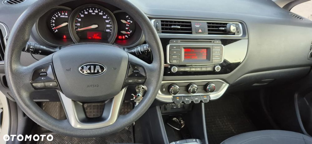 Kia Rio 1.2 M - 6