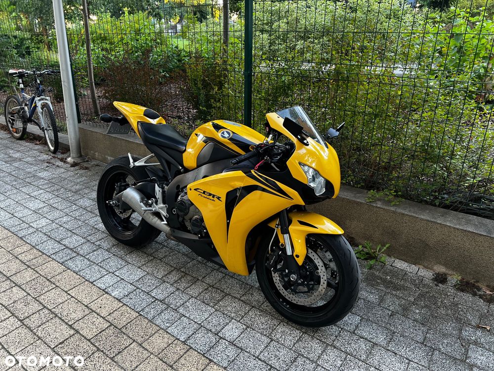 Honda CBR - 10