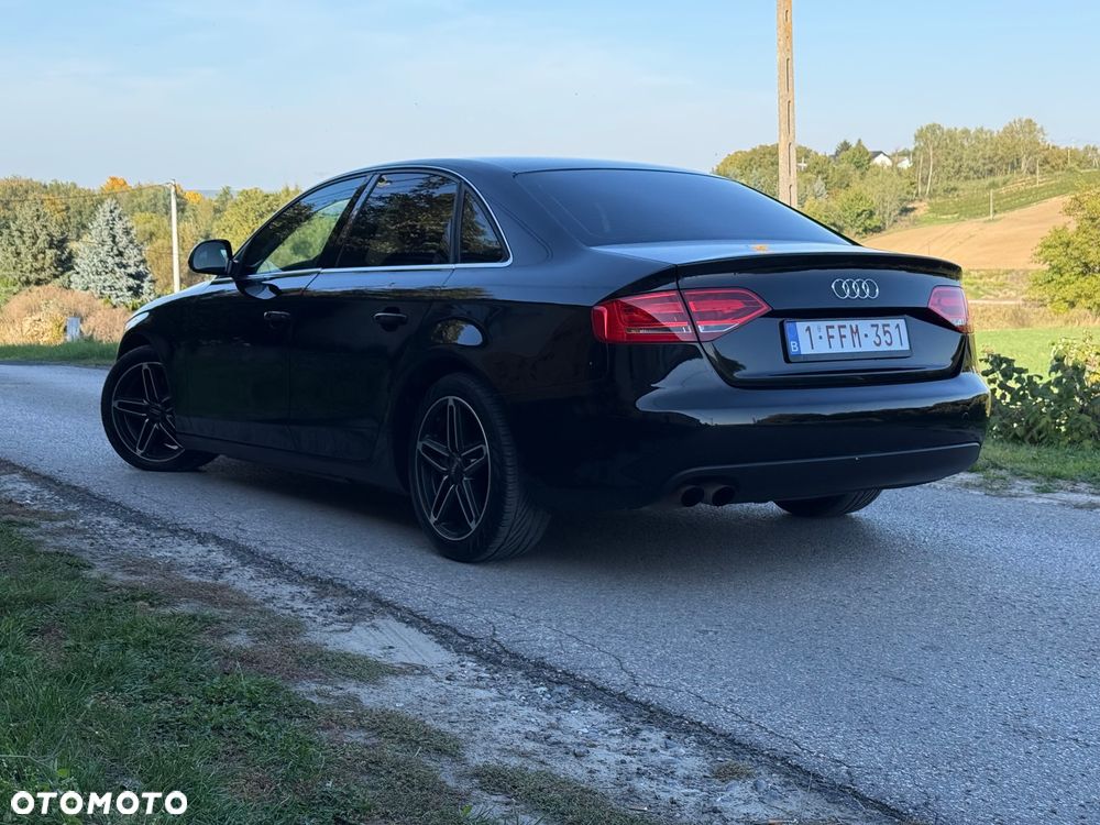 Audi A4 Limousine - 19