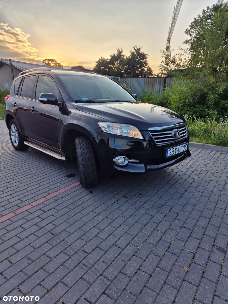 Toyota RAV4 - 2