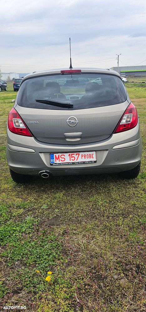 Opel Corsa 1.2 Essentia - 5