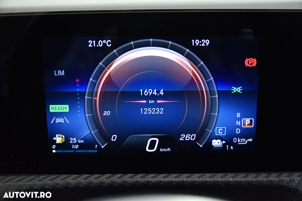 Mercedes-Benz A 250 e 8G-DCT - 10