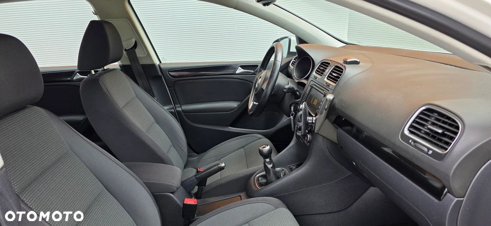 Volkswagen Golf 2.0 TDI DPF 4Motion Highline - 16