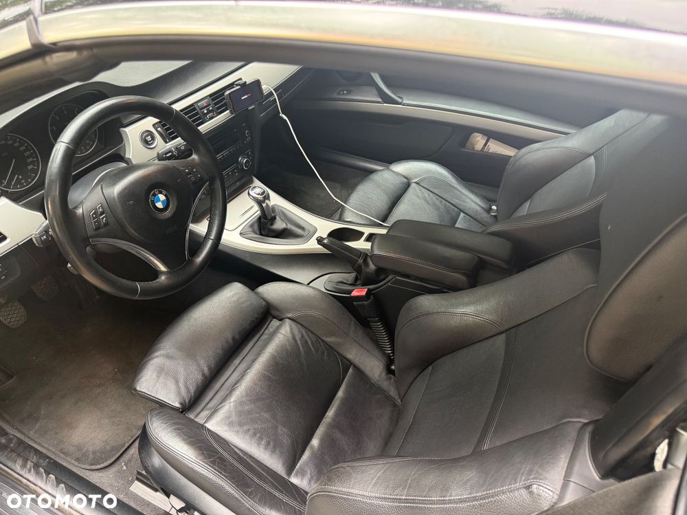 BMW Seria 3 320i - 6