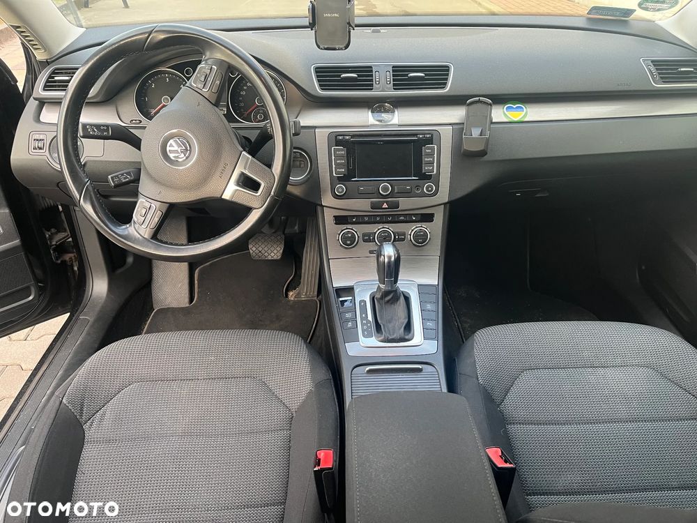 Volkswagen Passat 2.0 TDI Comfortline DSG - 15