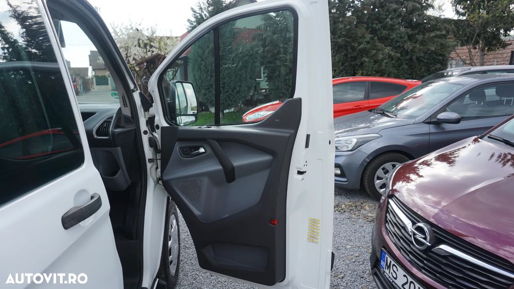 Ford Transit Custom - 8