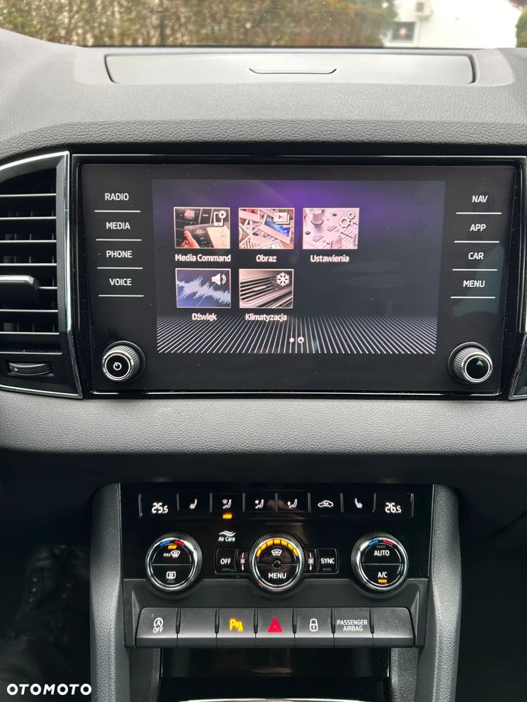 Skoda Karoq 1.6 TDI SCR DSG Style - 24