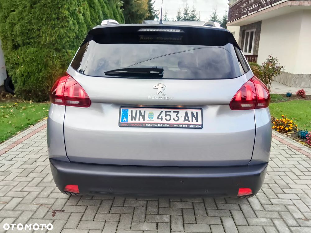 Peugeot 2008 - 11