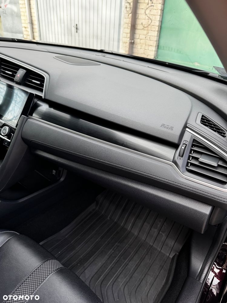 Honda Civic 1.5 T Executive CVT - 27