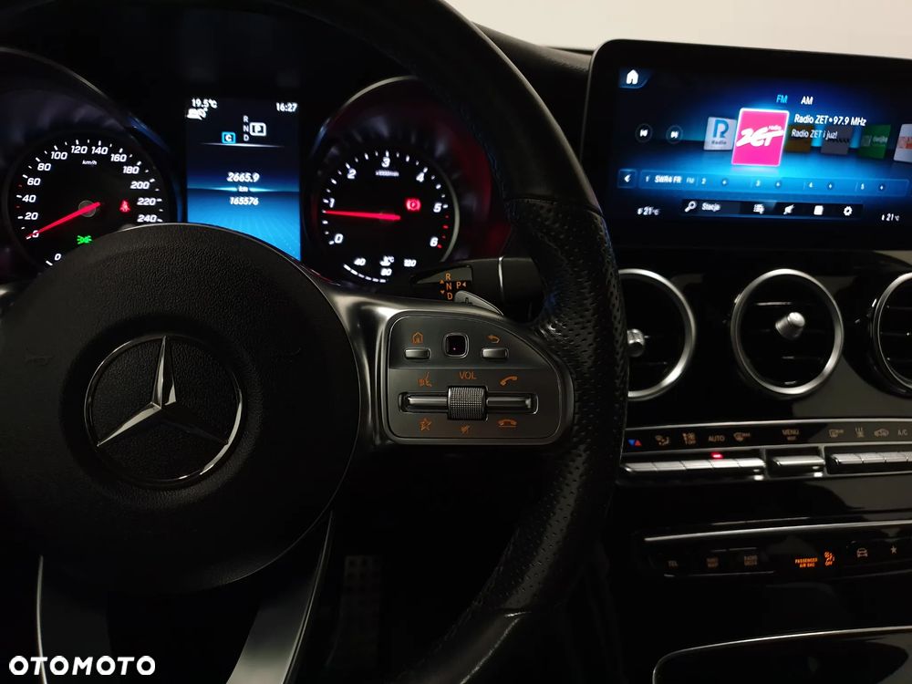 Mercedes-Benz GLC 220 d 4Matic 9G-TRONIC AMG Line Plus - 12