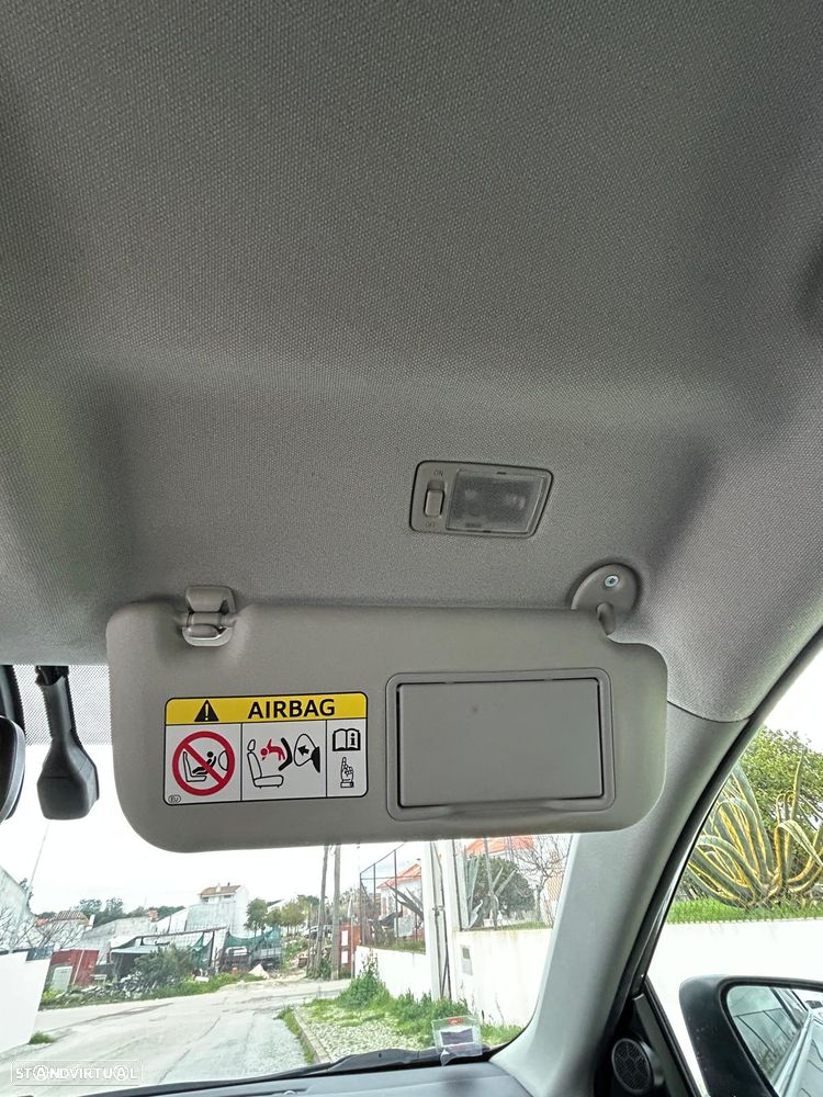 Toyota Auris Touring Sports - 30