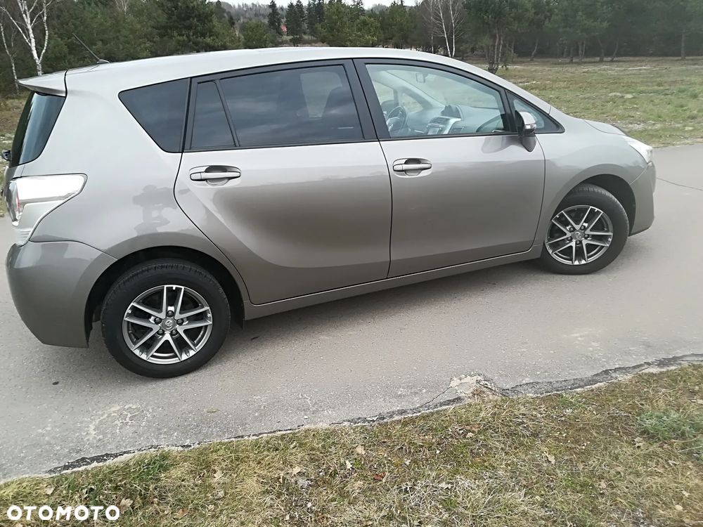 Toyota Verso 1.6 D-4D Prestige - 5