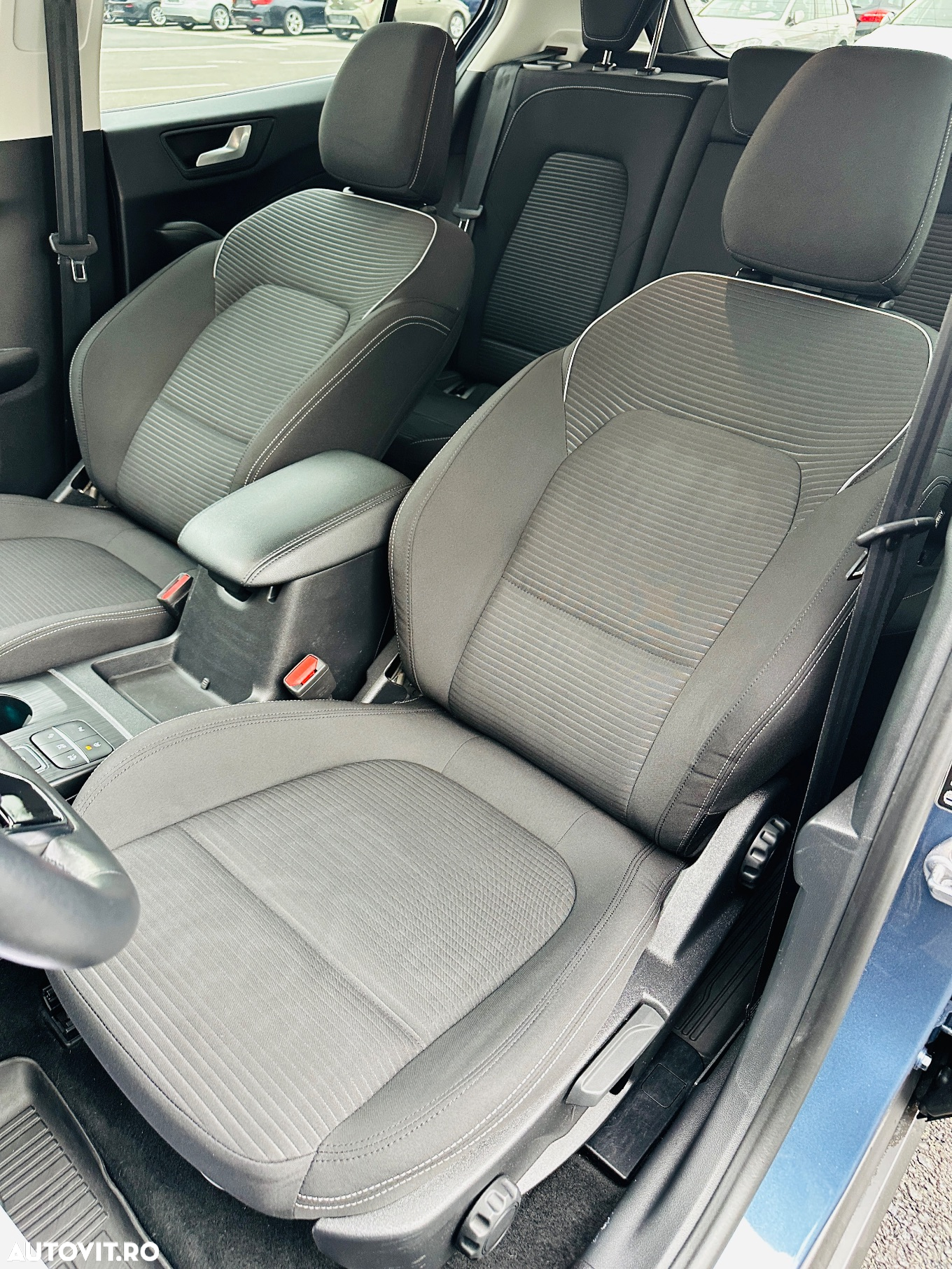 Ford Focus 1.0 EcoBoost Hybrid Aut. COOL&CONNECT DESIGN - 19