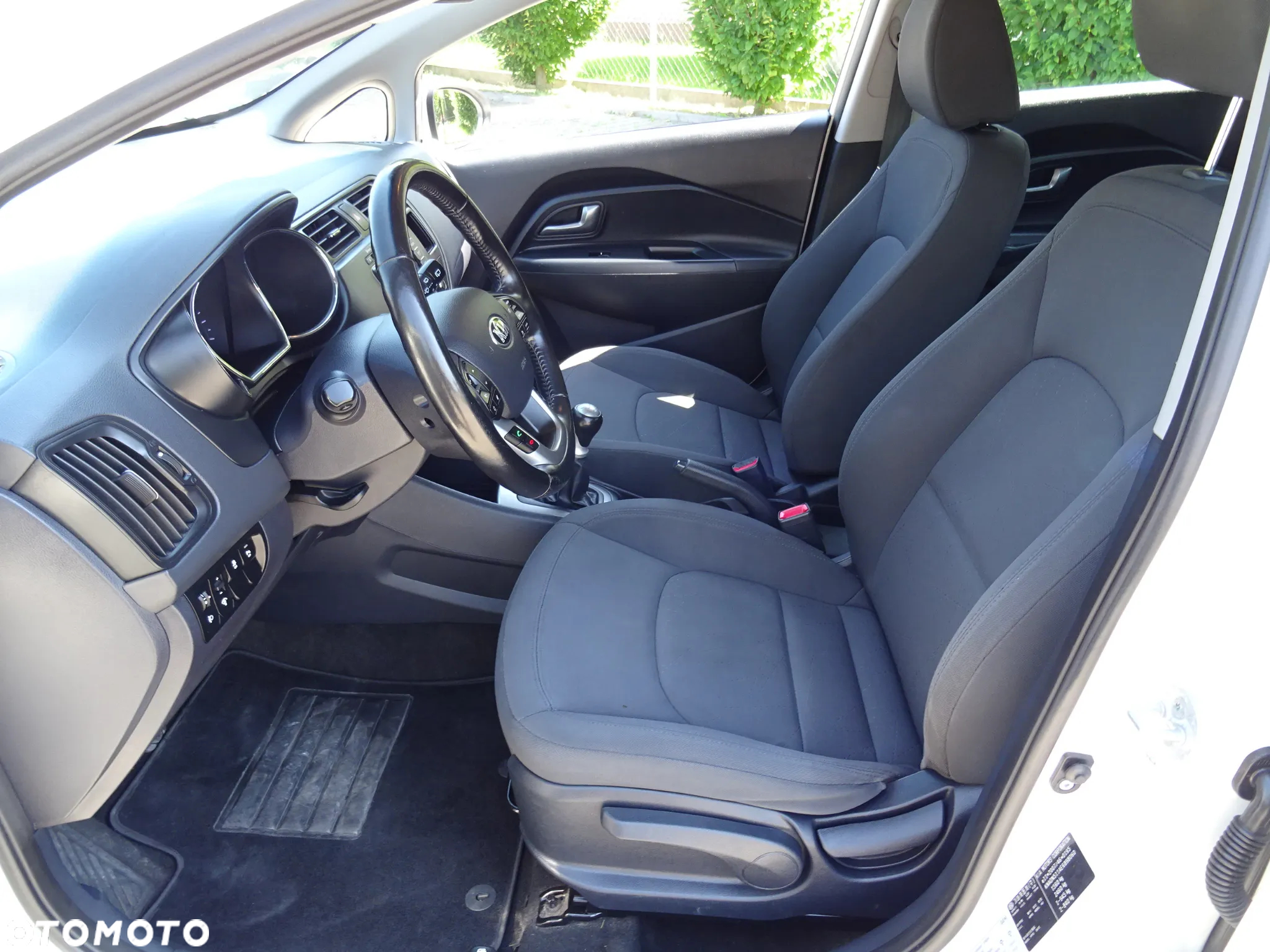 Kia Rio 1.2 Dream-Team Edition - 16