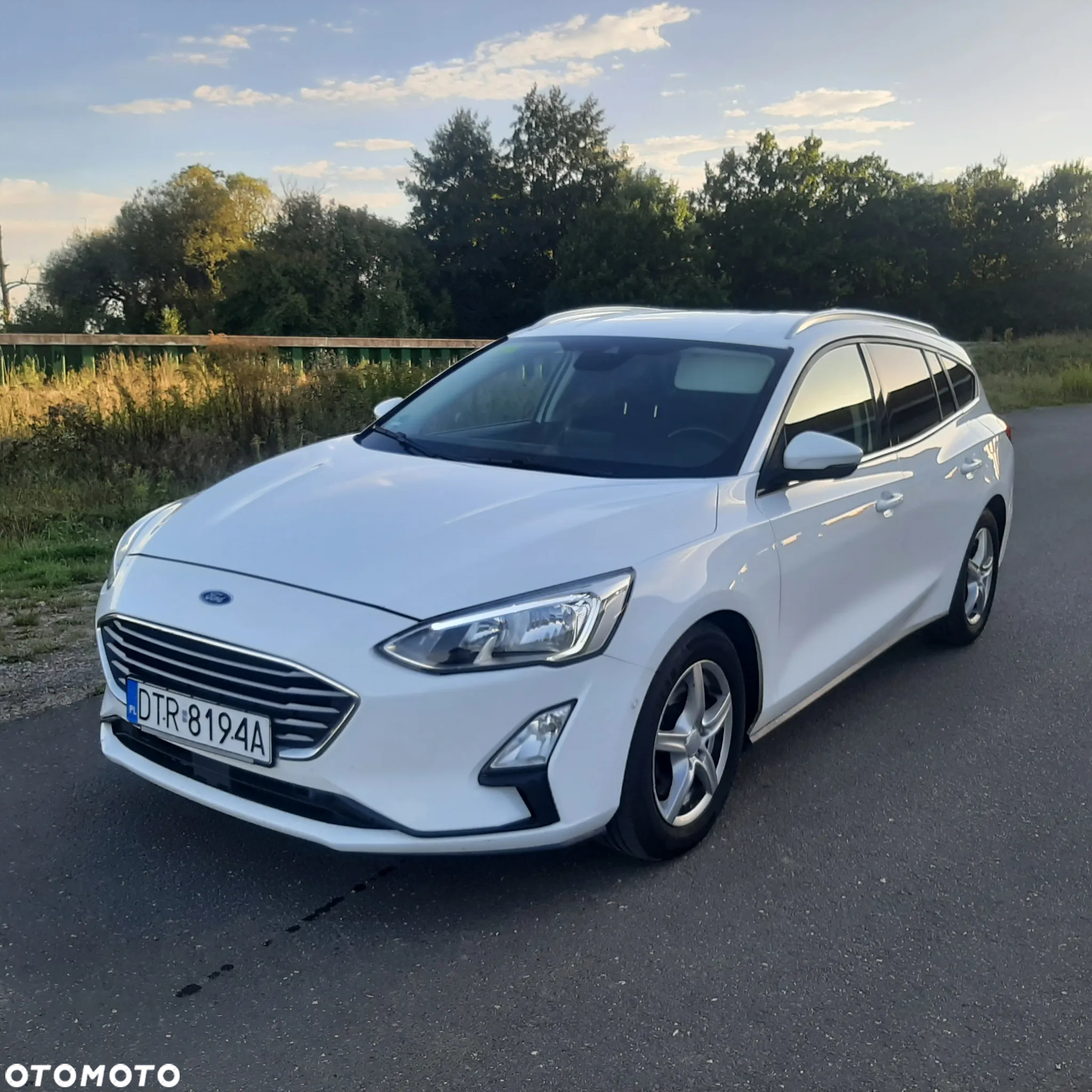 Ford Focus 2.0 EcoBlue Active Business - 4