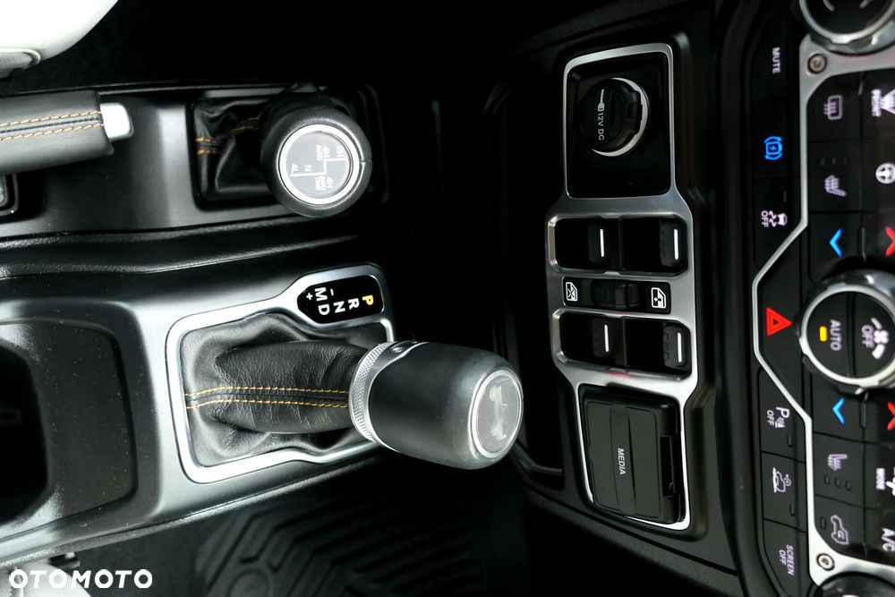 Jeep Wrangler 2.0 PHEV Softtop AWD Automatik Sahara - 19