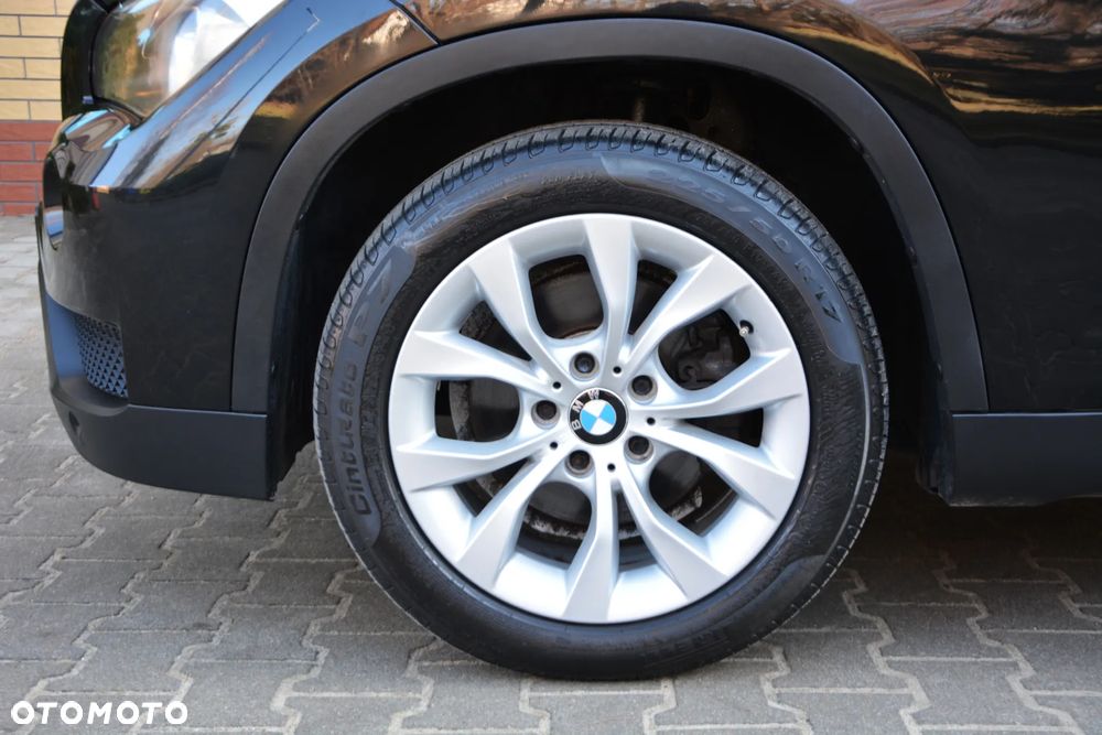 BMW X1 sDrive18d xLine - 9