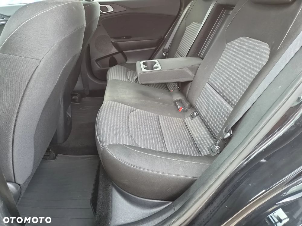 Kia XCeed 1.5 T-GDI M - 20