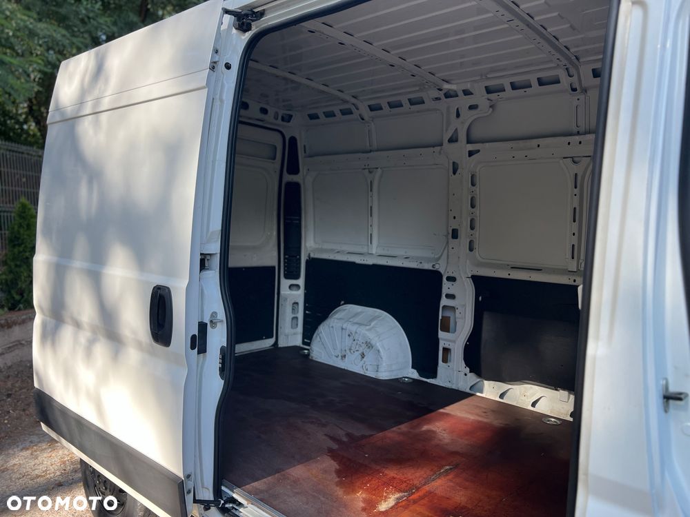 Citroën Jumper L2H2 S&S Live - 11