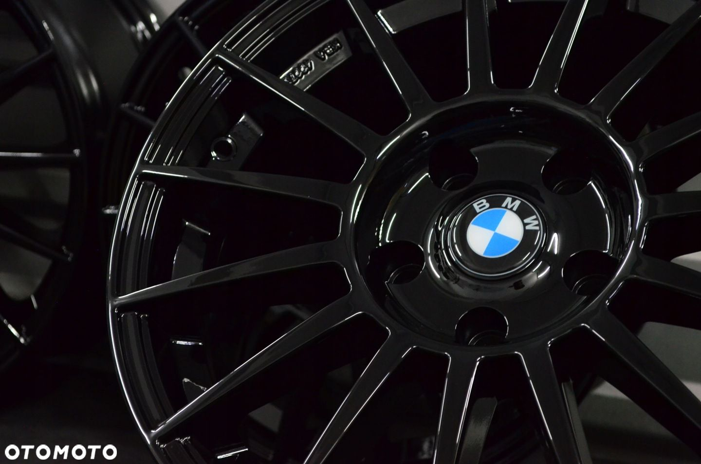 Felgi BMW 5x120 R17 e90 e91 e92 e93 F30 F31 F32 X3 X1 X3 F20 Z4 F34 F36 - 4