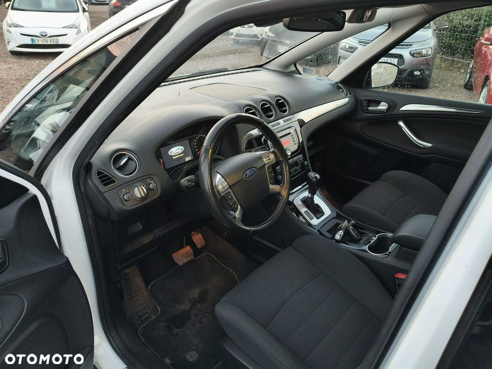 Ford S-Max - 27