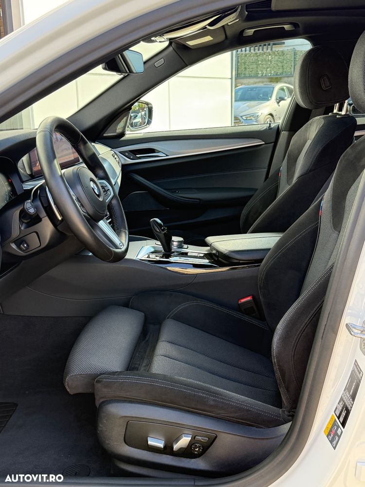 BMW Seria 5 530e Aut. M Sport Edition - 9