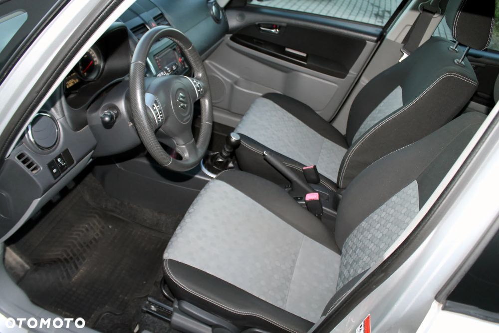 Suzuki SX4 Classic 2.0 DDiS 4x4 Club - 10