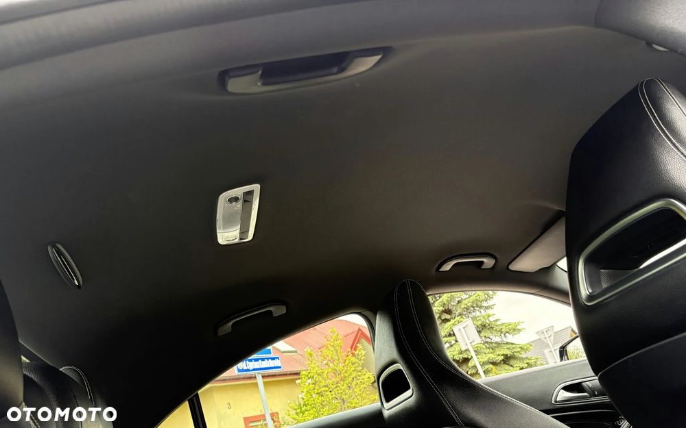 Mercedes-Benz CLA 180 Edition 1 - 24