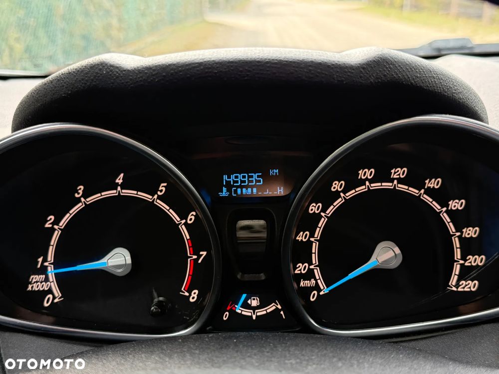 Ford Fiesta 1.25 Celebration - 13