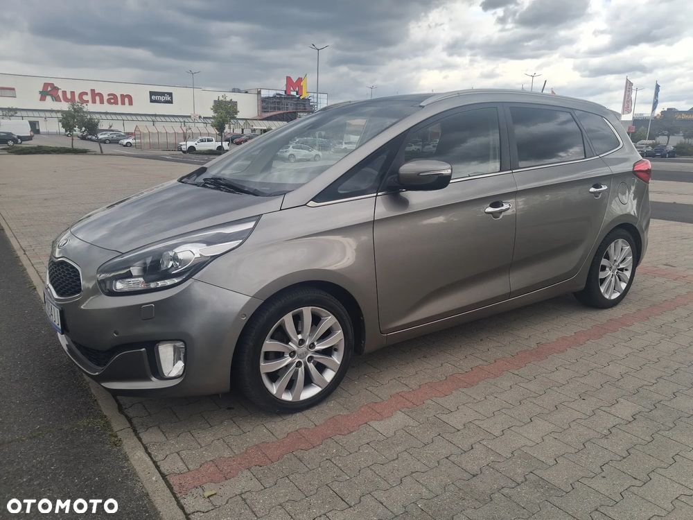 Kia Carens 1.7 CRDi 136 Fifa World Cup Edition - 2