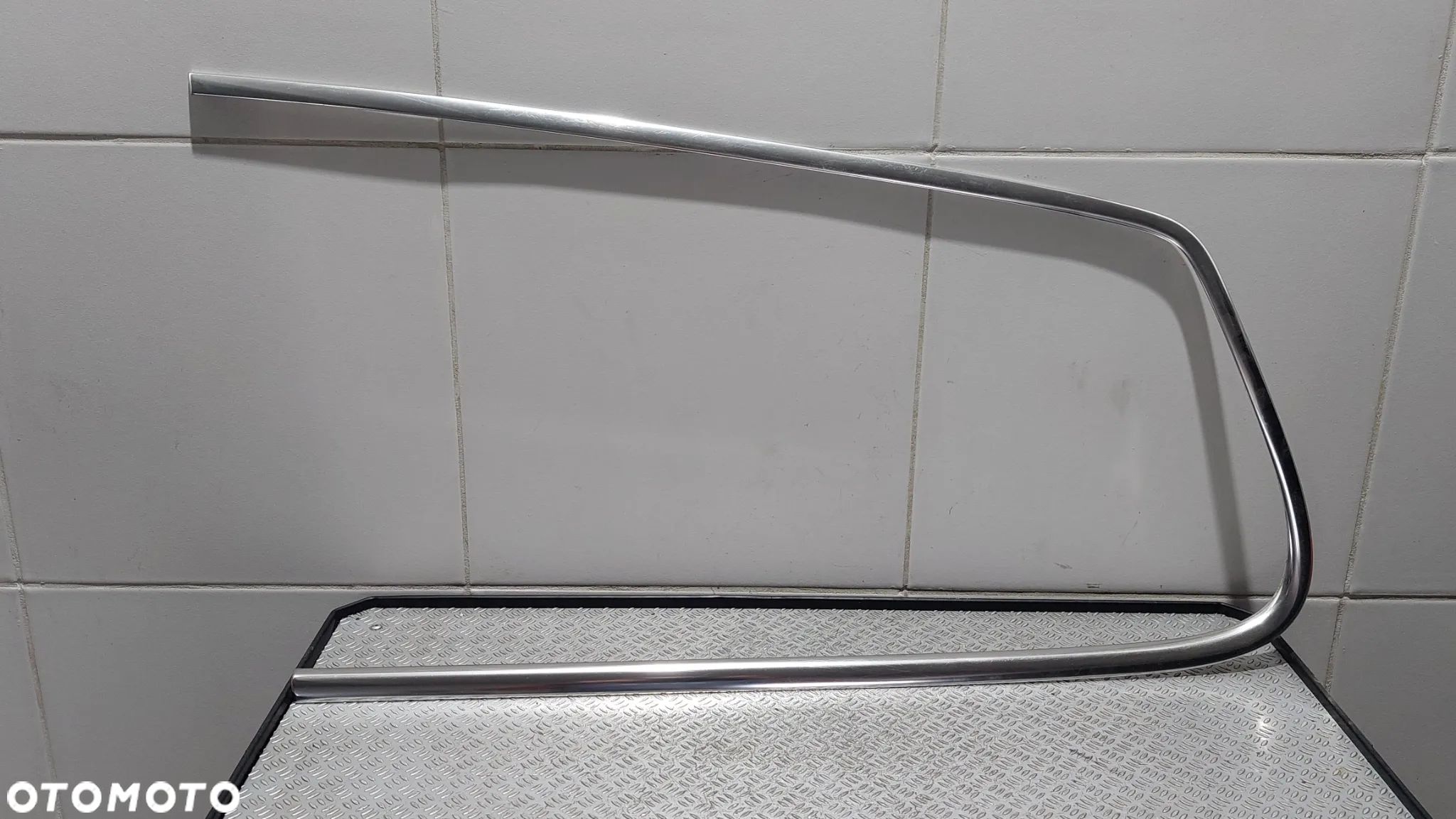 LISTWA CHROM LEWY TYŁ BŁOTNIKA VW PASSAT B7 KOMBI R2013 NR 3AF853345N - 1
