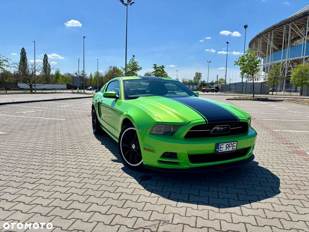 Ford Mustang 3.7 V6 Premium - 21