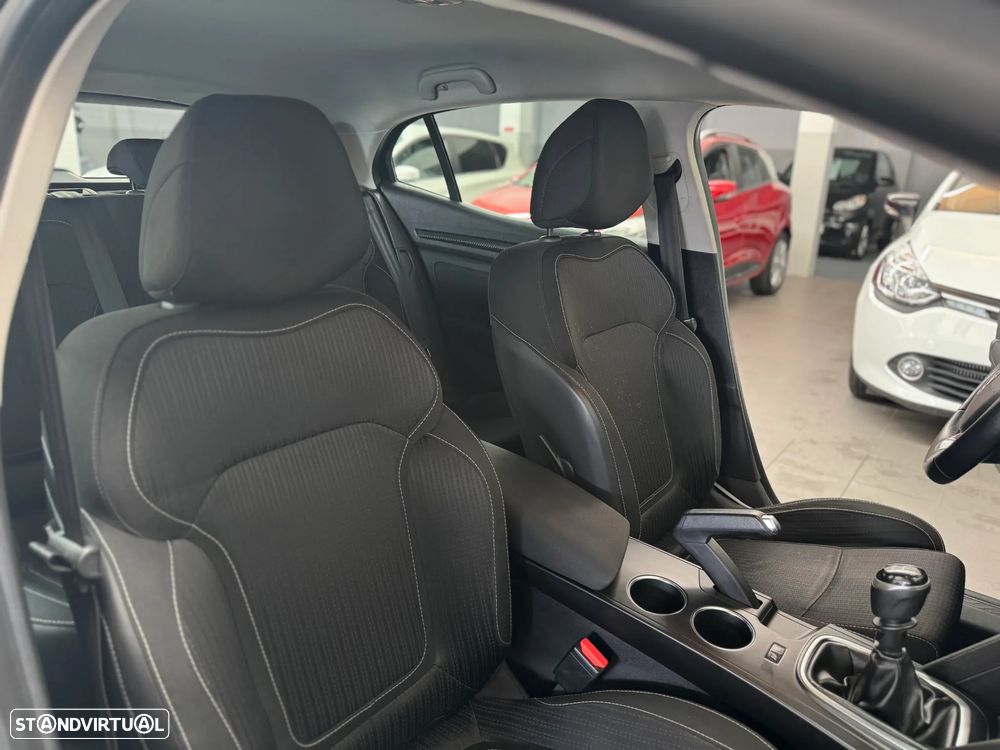 Renault Mégane ENERGY dCi 90 EXPERIENCE - 18