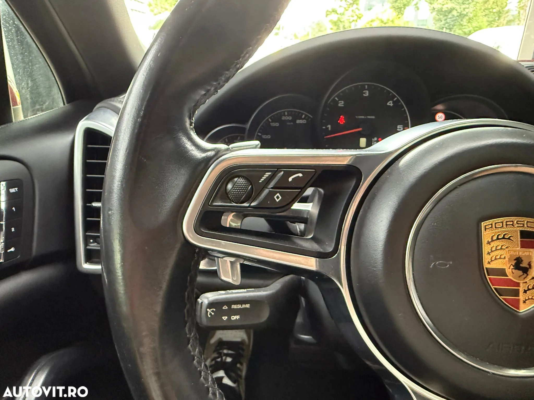 Porsche Cayenne 3.0 L - 17