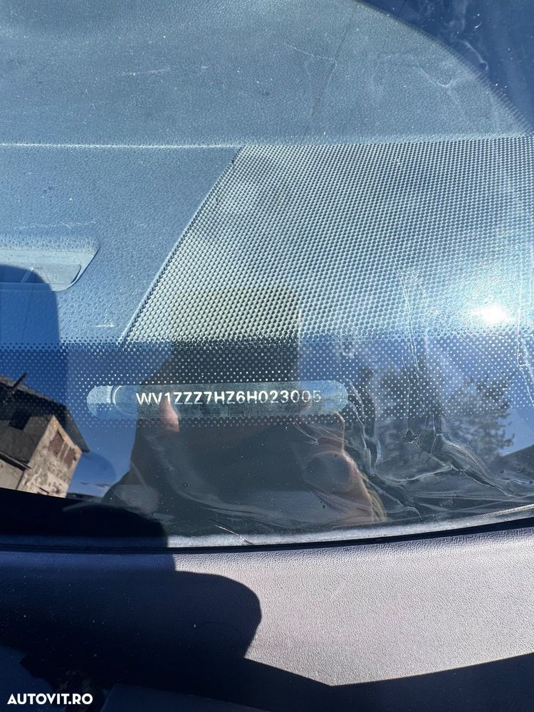 Volkswagen Transporter - 25