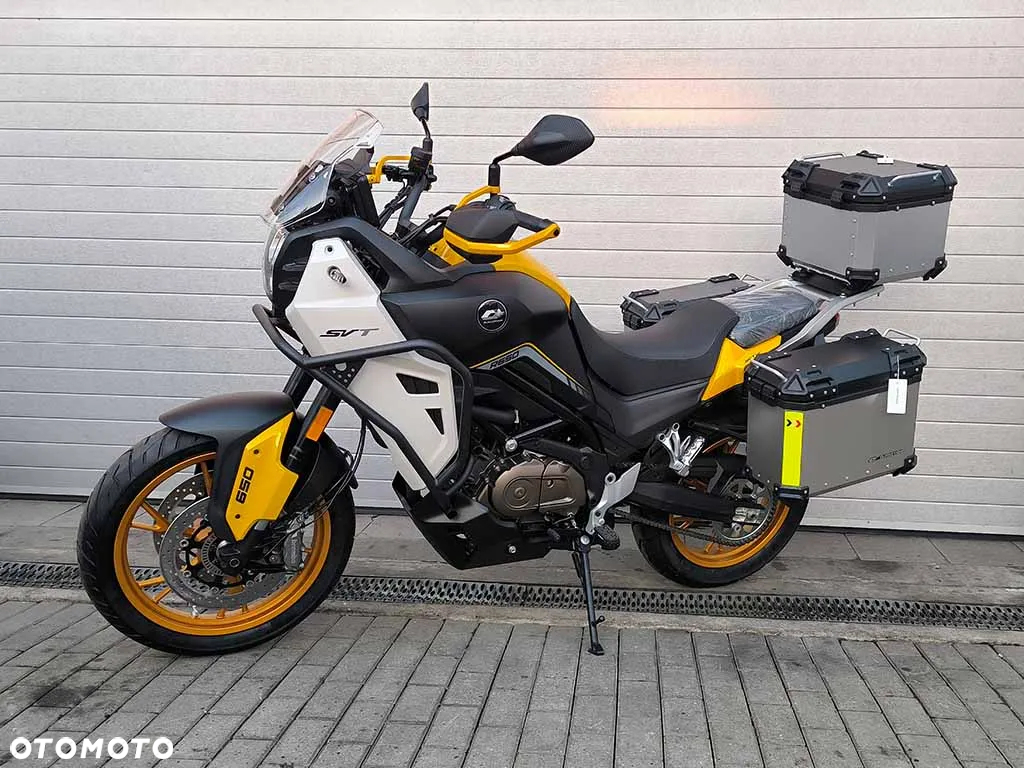 QJMOTOR SVT 650 - 7